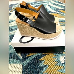 NWB - Dolce Vita Wedge - Size 8